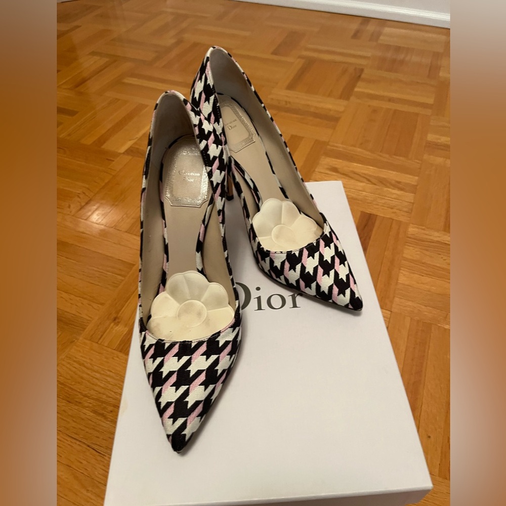Dior Women's Pink and Black Houndstooth Heels